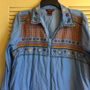 Vintage Women’s XL Chambray pullover embroidered